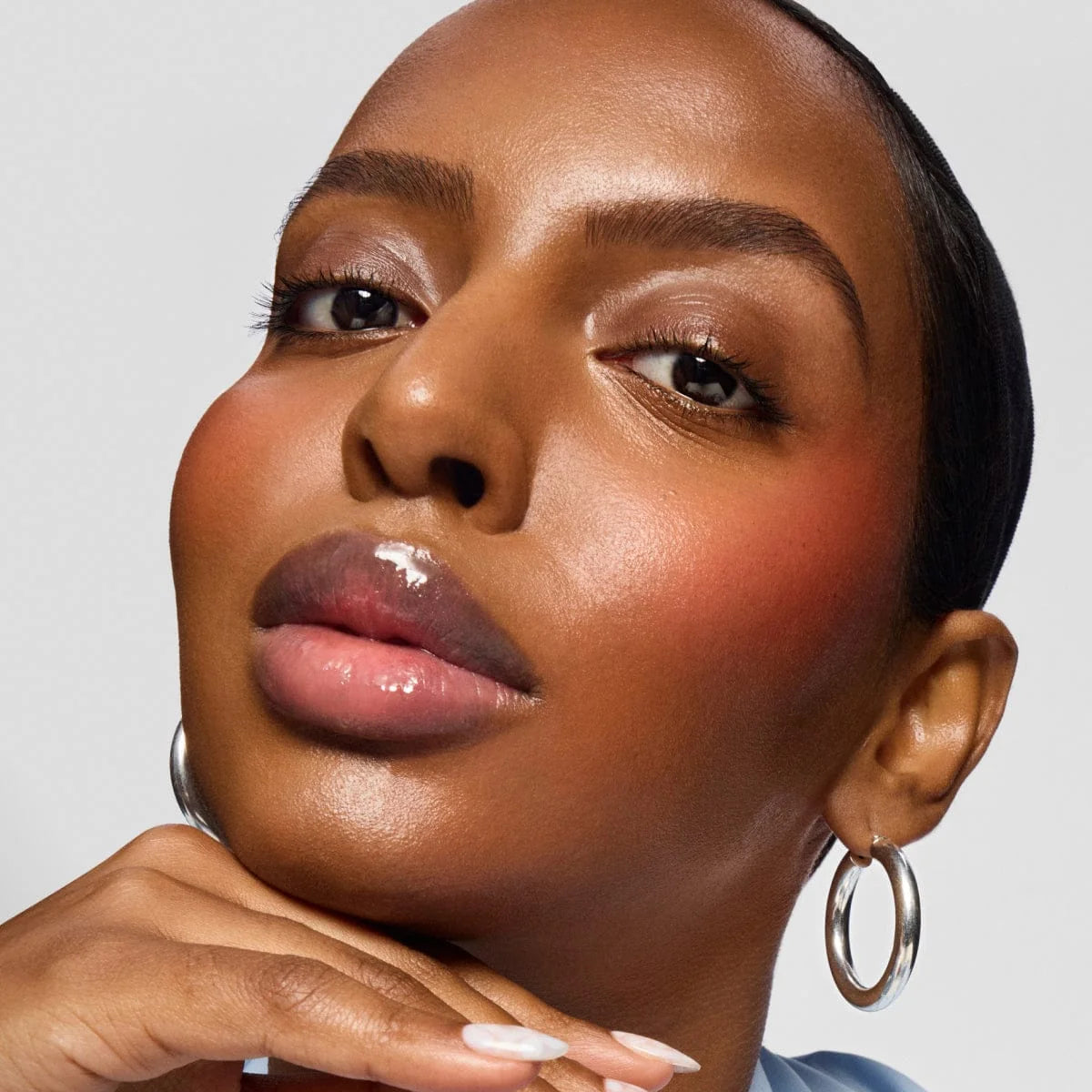 #shade_W11-Deep tan with neutral to warm undertones